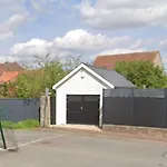 Le Garage - Insolite à 2 Pas De Lille * Comines