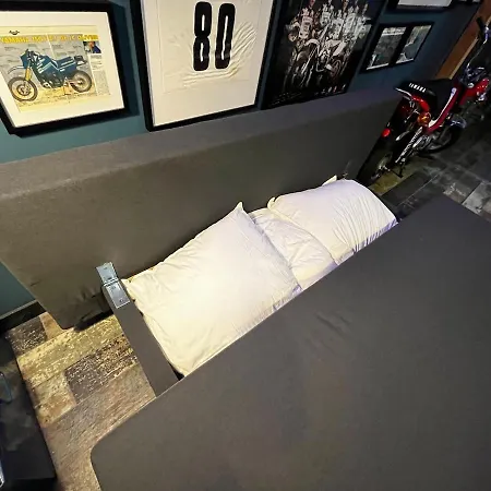 Le Garage - Insolite A 2 Pas De Lille 公寓 Comines