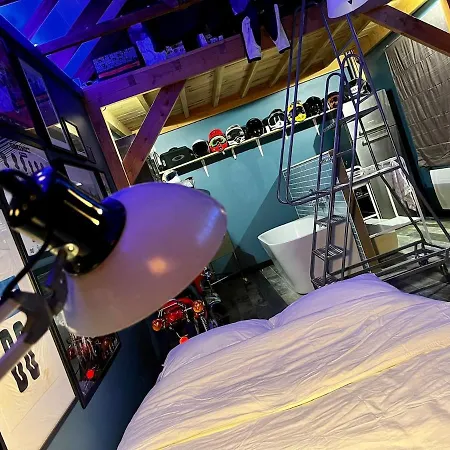 Le Garage - Insolite A 2 Pas De Lille Holiday home