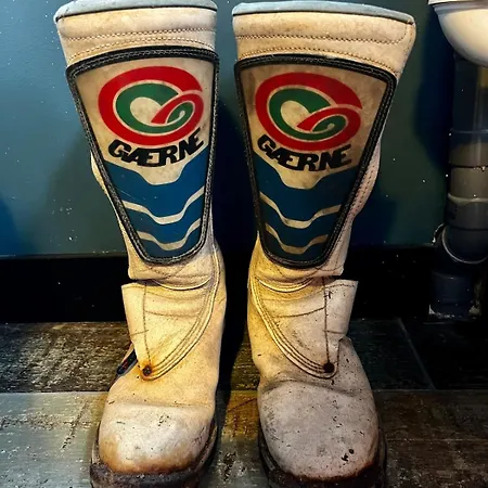 Le Garage - Insolite A 2 Pas De Lille Comines