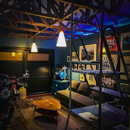 Le Garage - Insolite A 2 Pas De Lille דירה Comines